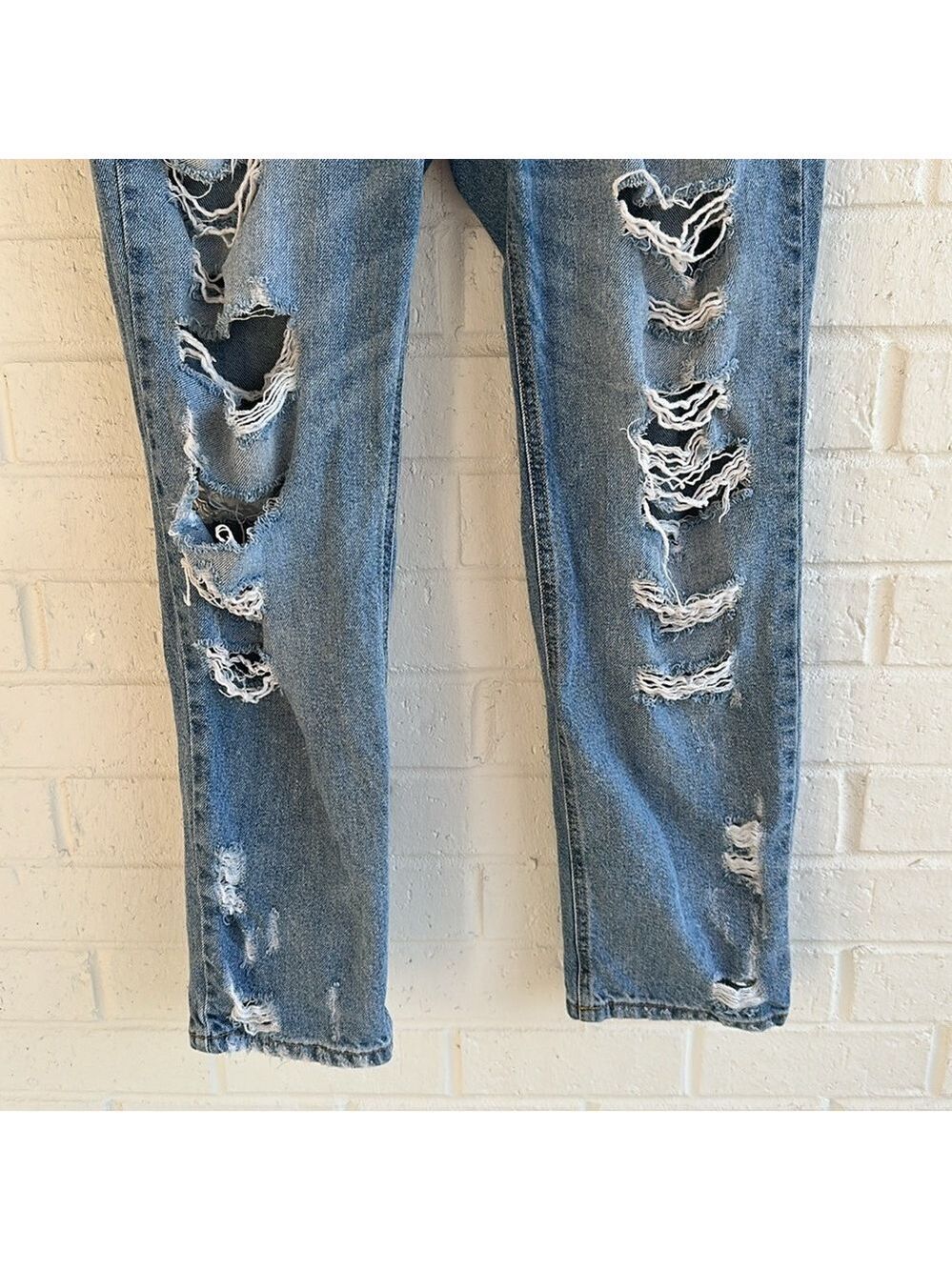 KanCan Light Blue Estilo Jeans Distressed Size 13/30 but inseam measures 28” - Picture 7 of 16